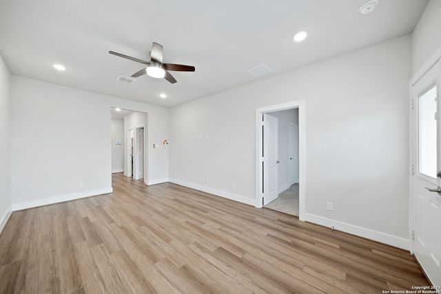 8851 Oakland Rd Unit 19, San Antonio, TX 78240