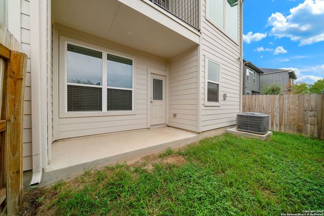 8851 Oakland Rd Unit 19, San Antonio, TX 78240