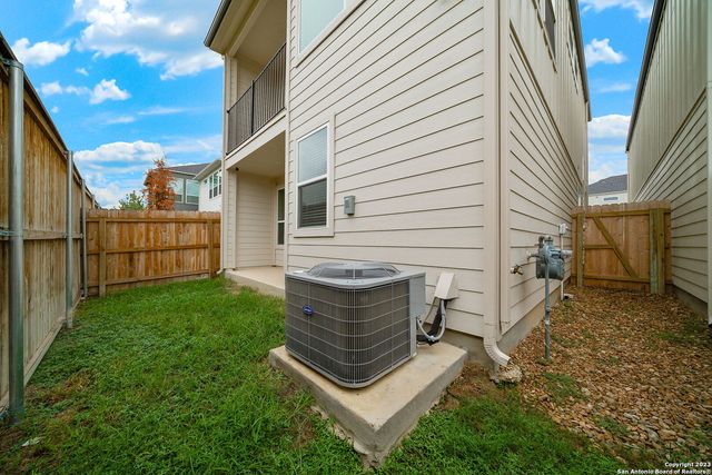 8851 Oakland Rd Unit 19, San Antonio, TX 78240