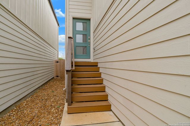 8851 Oakland Rd Unit 19, San Antonio, TX 78240