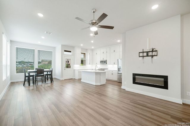 8851 Oakland Rd Unit 19, San Antonio, TX 78240