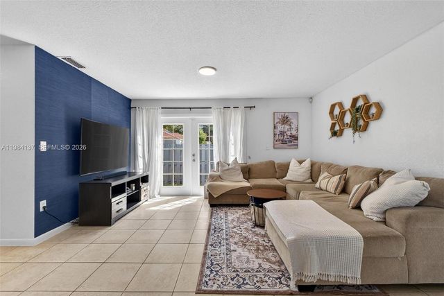 9756 SW 222nd St, Cutler Bay, FL 33190