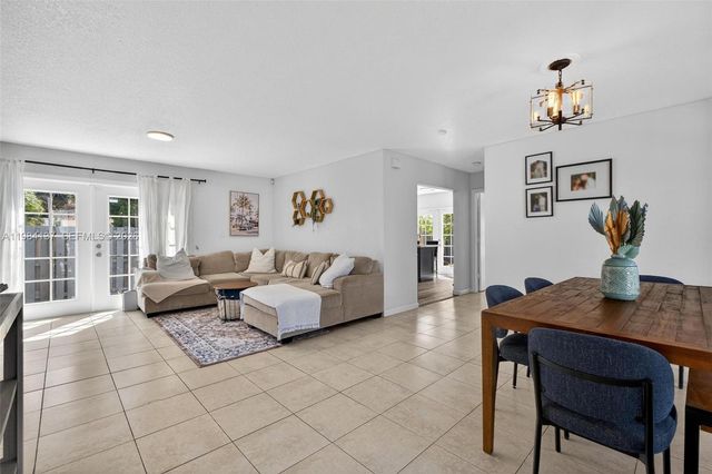 9756 SW 222nd St, Cutler Bay, FL 33190