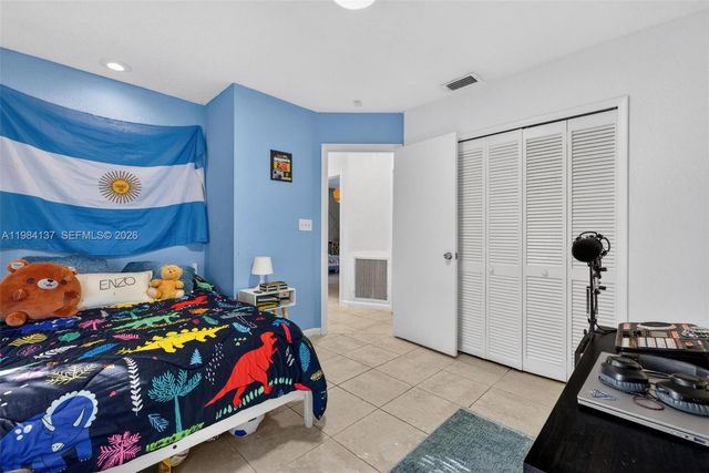 9756 SW 222nd St, Cutler Bay, FL 33190