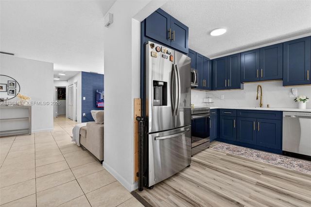 9756 SW 222nd St, Cutler Bay, FL 33190