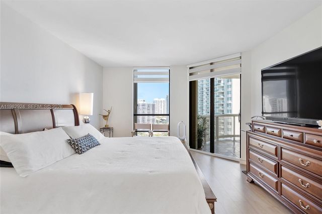 20191 E Country Club Dr 1903, Aventura, FL 33180