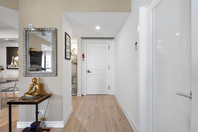 20191 E Country Club Dr 1903, Aventura, FL 33180