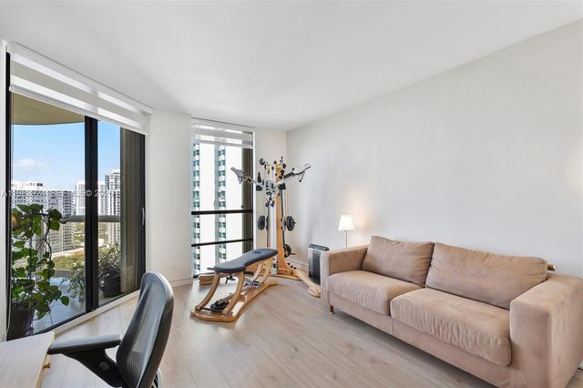 20191 E Country Club Dr 1903, Aventura, FL 33180