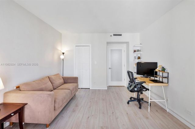 20191 E Country Club Dr 1903, Aventura, FL 33180