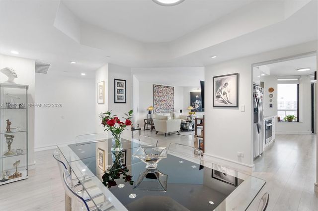 20191 E Country Club Dr 1903, Aventura, FL 33180