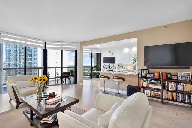 20191 E Country Club Dr 1903, Aventura, FL 33180