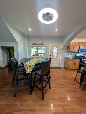 307 Mills Road, Joliet, IL 60433