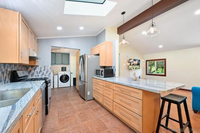 11414 Betsworth, Valley Center, CA 92082