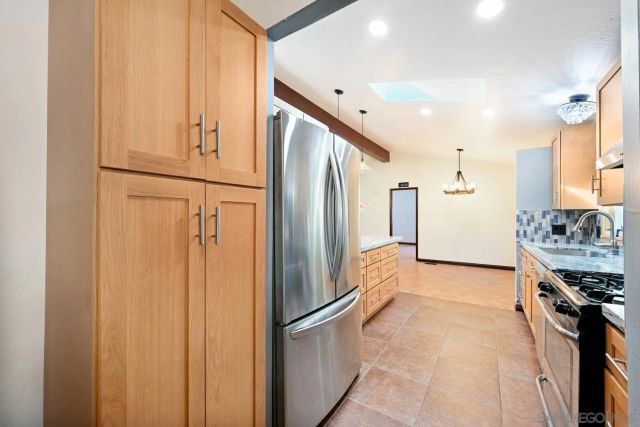 11414 Betsworth, Valley Center, CA 92082