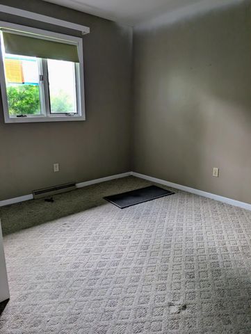 424 E Joliet Street, Crown Point, IN 46307
