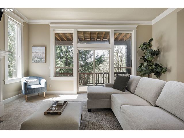 9739 Nw HENRY Ct, Portland, OR 97229