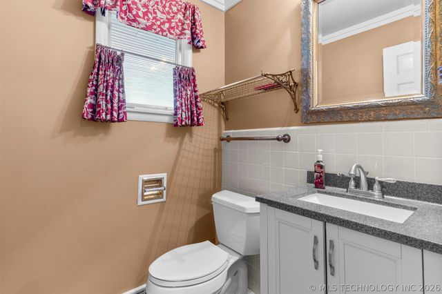 3811 E 74th Street, Tulsa, OK 74136