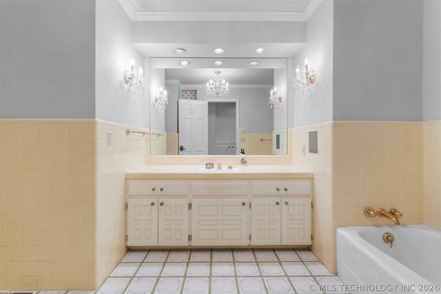 3811 E 74th Street, Tulsa, OK 74136