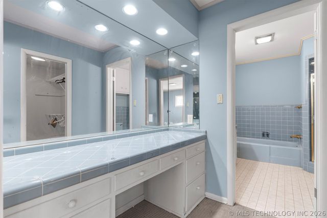 3811 E 74th Street, Tulsa, OK 74136