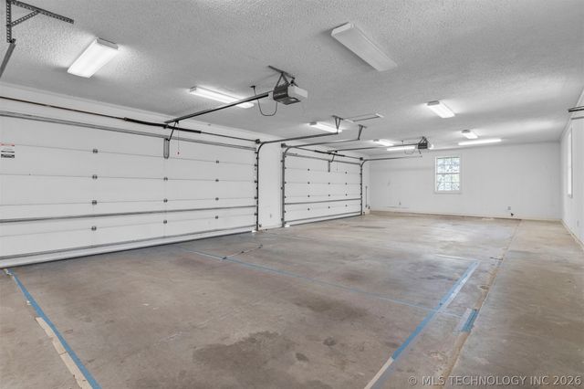 3811 E 74th Street, Tulsa, OK 74136