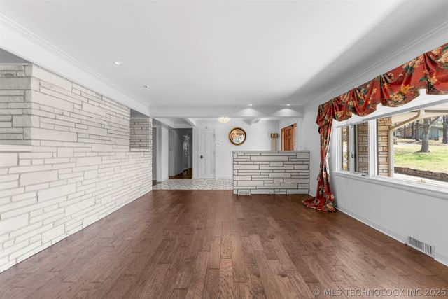 3811 E 74th Street, Tulsa, OK 74136