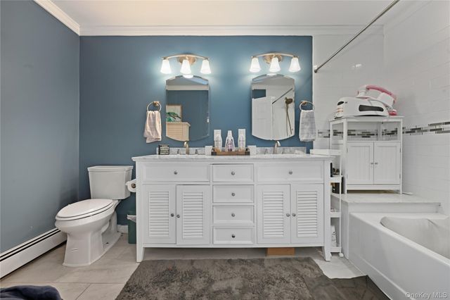 194 Oakdale Bohemia Road, Bohemia, NY 11716