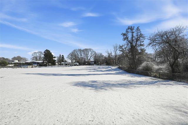 194 Oakdale Bohemia Road, Bohemia, NY 11716