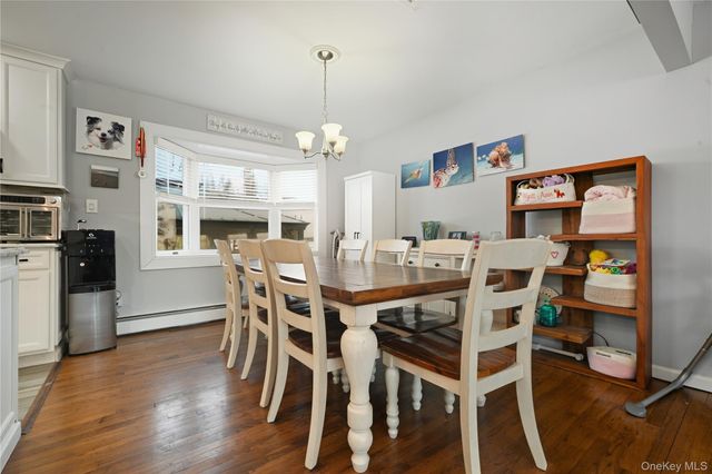 194 Oakdale Bohemia Road, Bohemia, NY 11716