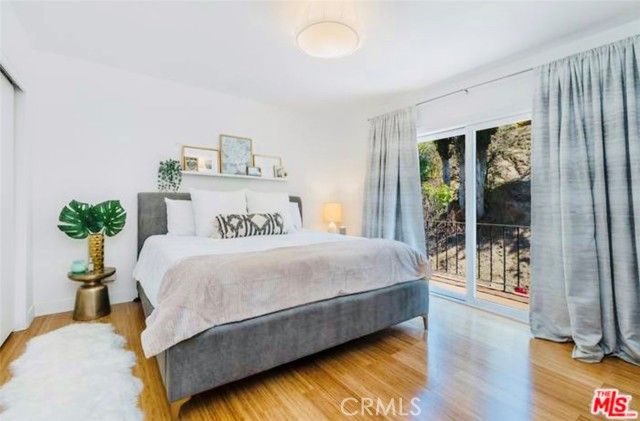 4944 Don Pio Drive, Woodland Hills (los Angeles), CA 91364