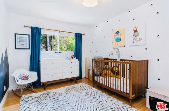 4944 Don Pio Drive, Woodland Hills (los Angeles), CA 91364