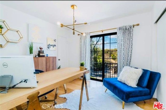 4944 Don Pio Drive, Woodland Hills (los Angeles), CA 91364