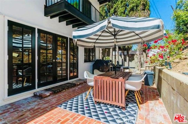 4944 Don Pio Drive, Woodland Hills (los Angeles), CA 91364