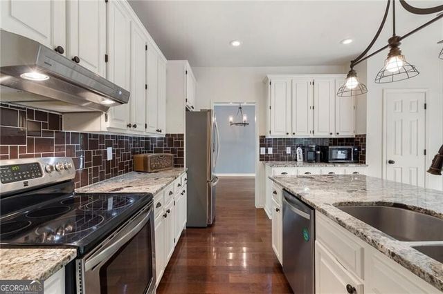 19 Wexford Circle NW, Cartersville, GA 30121