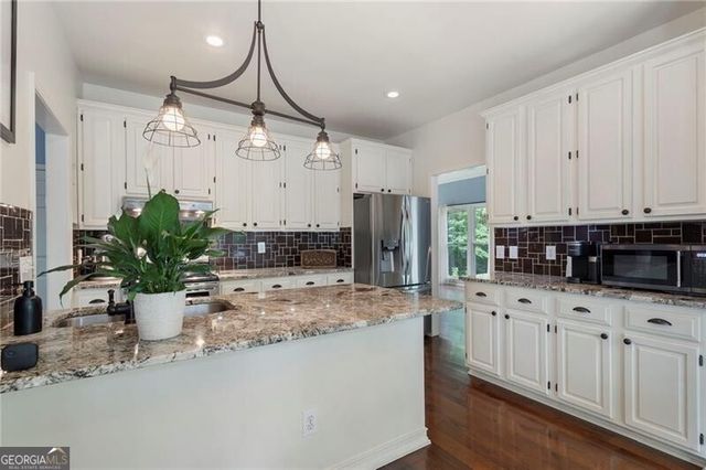 19 Wexford Circle NW, Cartersville, GA 30121