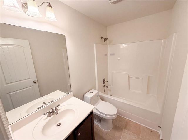 821 Walnut Woods Drive, Braselton, GA 30517