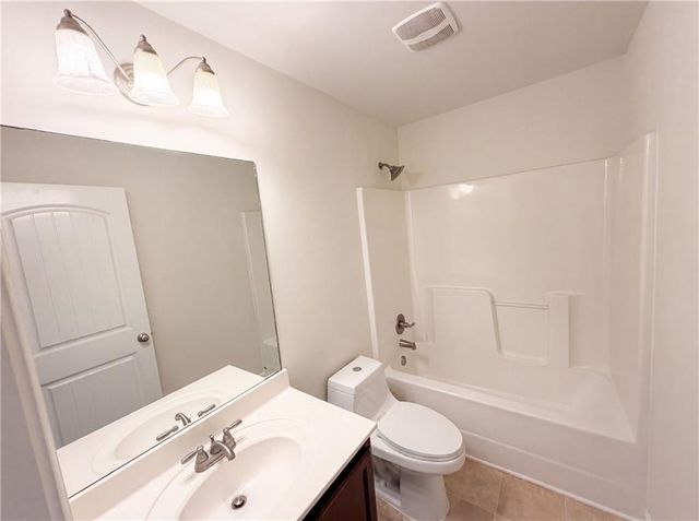 821 Walnut Woods Drive, Braselton, GA 30517