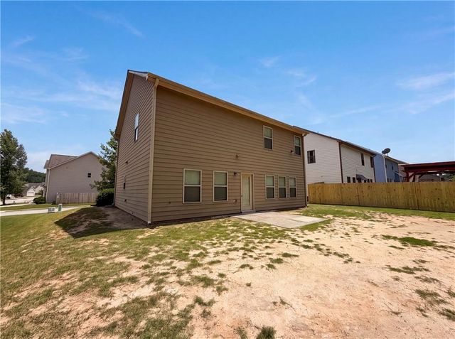 821 Walnut Woods Drive, Braselton, GA 30517