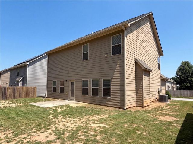 821 Walnut Woods Drive, Braselton, GA 30517