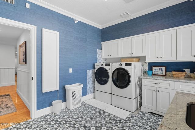 1001 E CAROLINE Lane, Tempe, AZ 85284