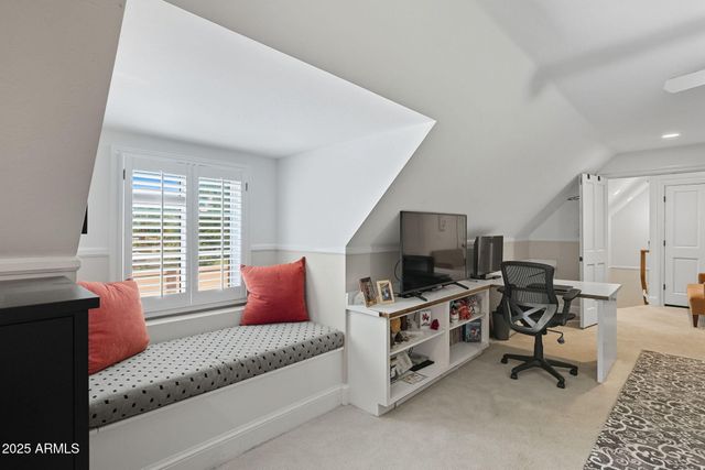 1001 E CAROLINE Lane, Tempe, AZ 85284