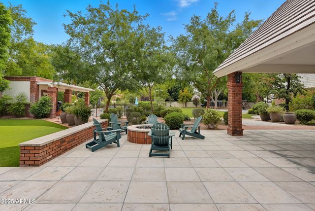 1001 E CAROLINE Lane, Tempe, AZ 85284