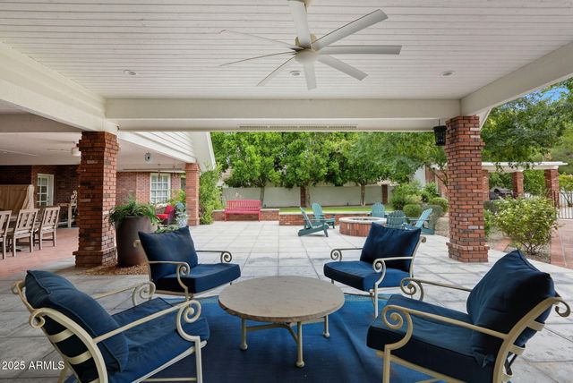 1001 E CAROLINE Lane, Tempe, AZ 85284