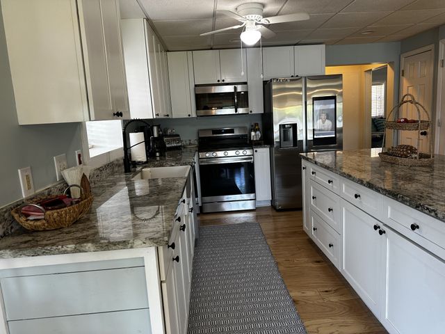 45 Creek View Ln, Waverly, TN 37185