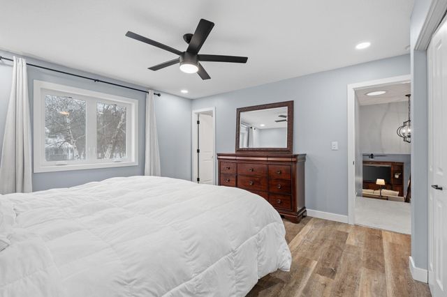 2129 Arkwright Street, Maplewood, MN 55117