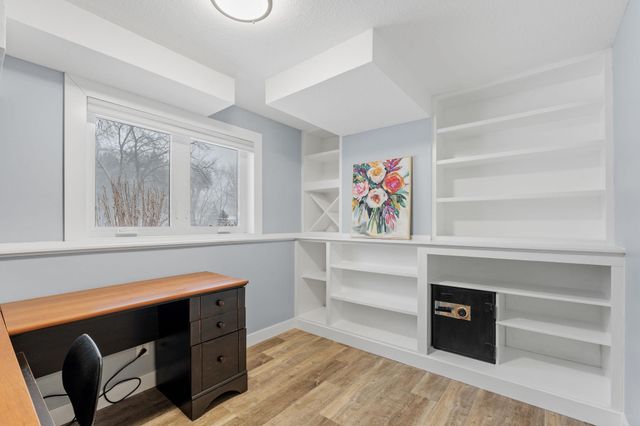 2129 Arkwright Street, Maplewood, MN 55117