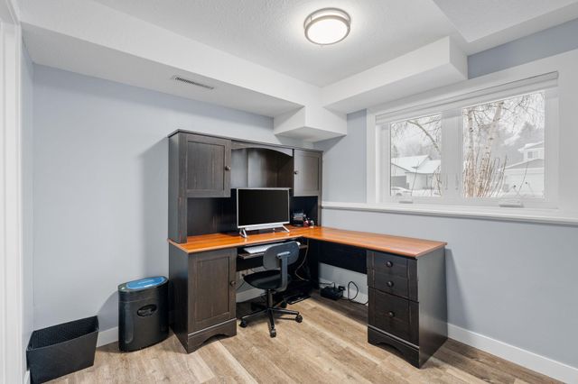 2129 Arkwright Street, Maplewood, MN 55117