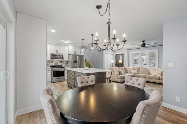 2129 Arkwright Street, Maplewood, MN 55117