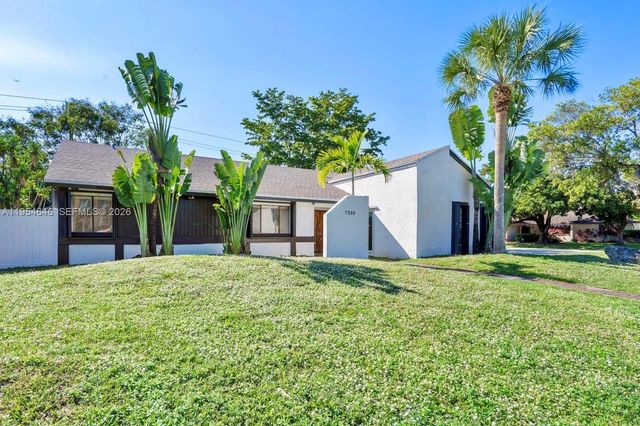 7380-R NW 44th Ct RNT, Lauderhill, FL 33319