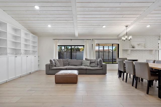 7380-R NW 44th Ct RNT, Lauderhill, FL 33319