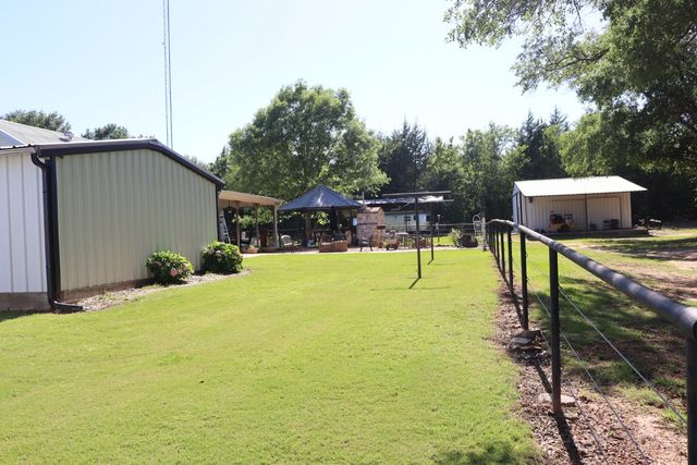 387 County Road 2101, Ivanhoe, TX 75447